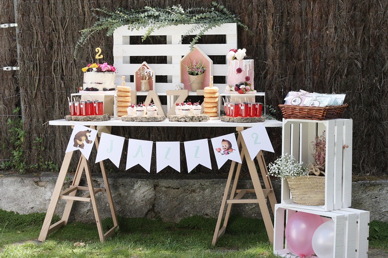 mesa-dulce-masha-y-el-oso