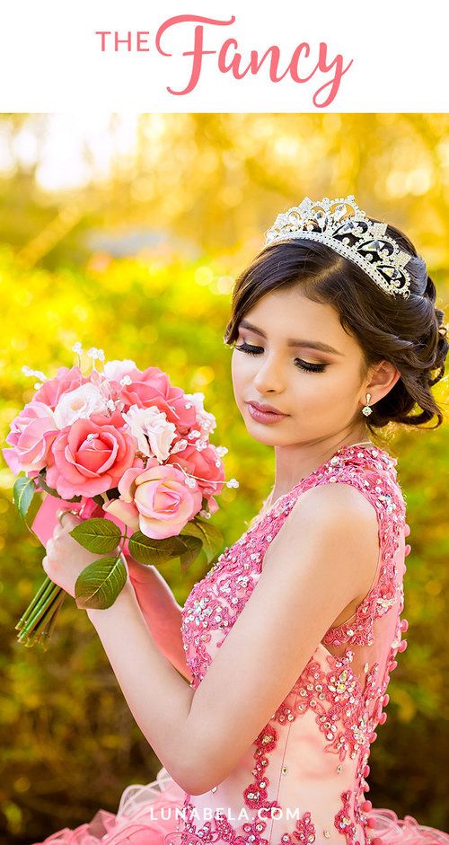 Peinados recogidos para quinceañeras