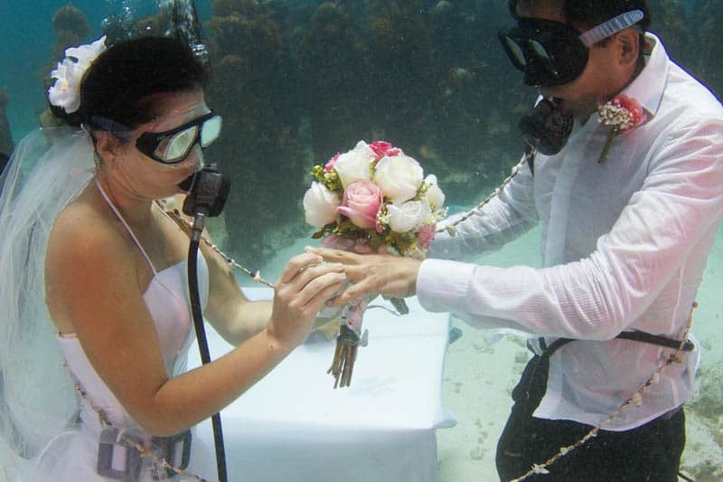 Boda bajo el agua en Cancún