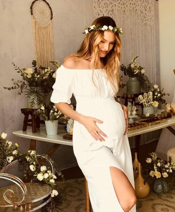 Vestidos de baby shower de famosas